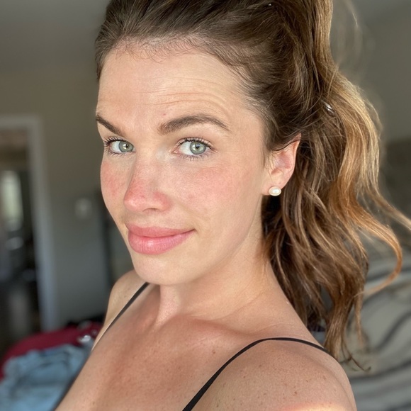 Meet your Posher, Chelsea - Picture 2 of 3